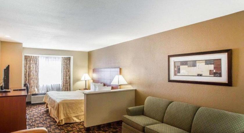 Quality & Hotel